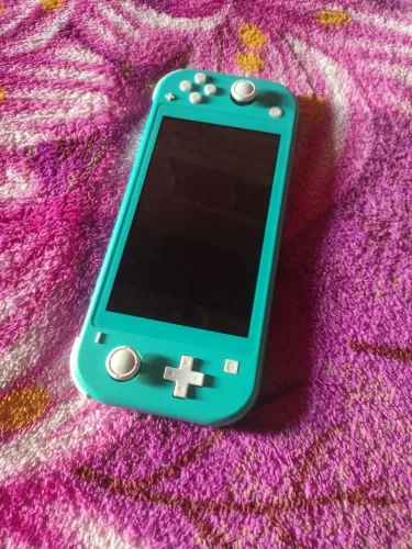 Nintendo switch lite com cartão de memória de 128GB