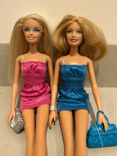Lote 2 Bonecas Barbie Glitz 2009 (Edição Exclusiva) - Originais e Completas