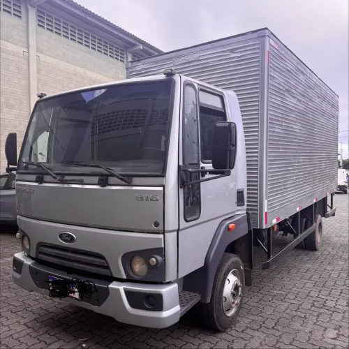 Ford cargo 3/4