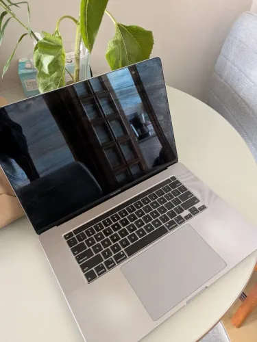 Macbook Pro 16 polegadas 2019 16gb ram 512ssd i7