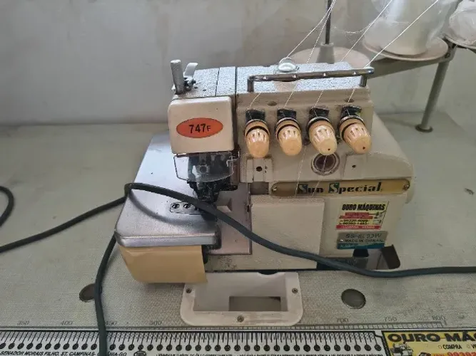 Máquina ponto cadeia