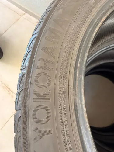 Pneus Aro 20 - 265 50 R20 YOKOHAMA