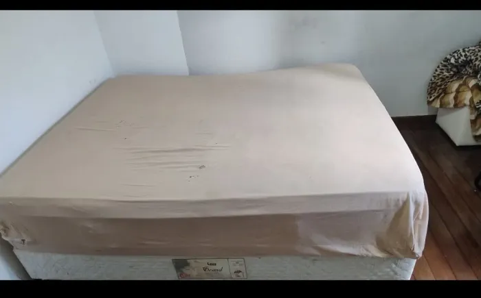 Cama box Queen