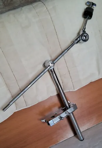 Extensor de bateria com Clamp Torelli e Haste Longa Top Só 320