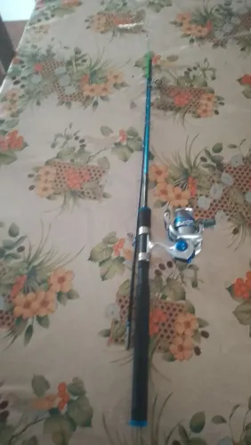 Vende-se vara de pesca