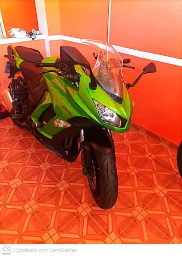 Moto alta Cilindrada / impecável/ esportiva/ viagem/ tourer.