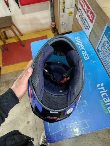 Capacete ASX