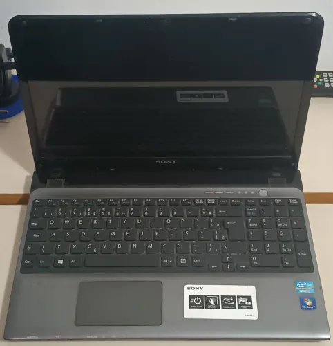 Vendo Notebook Sony Vaio (Placa Mãe Ruim)