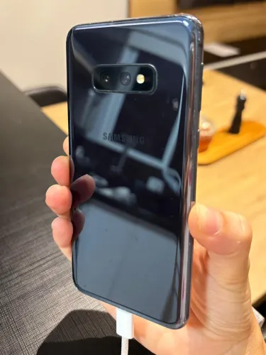 Samsung Galaxy S10e USADO