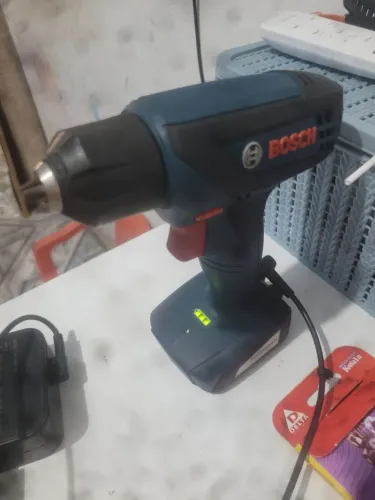 Parafusadeira e Furadeira Bosch GSR 1000 Smart com problema