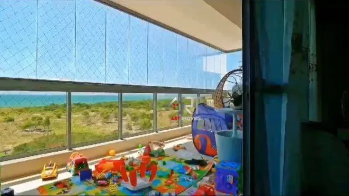 Exclusividade à Beira-Mar! Apartamento de 3 Quartos + Dependência 140m² de Puro Luxo e Re