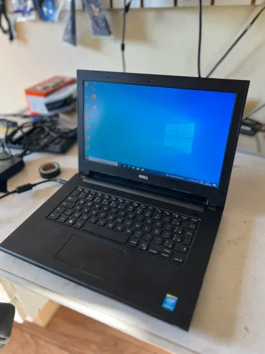 Notebook Dell I3 quarta geração 