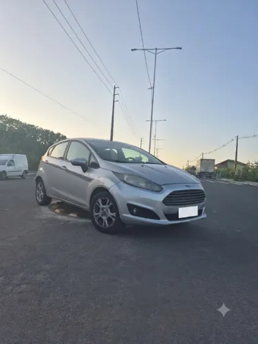 Ford Fiesta SE 1.6 16V Flex 5P 2016