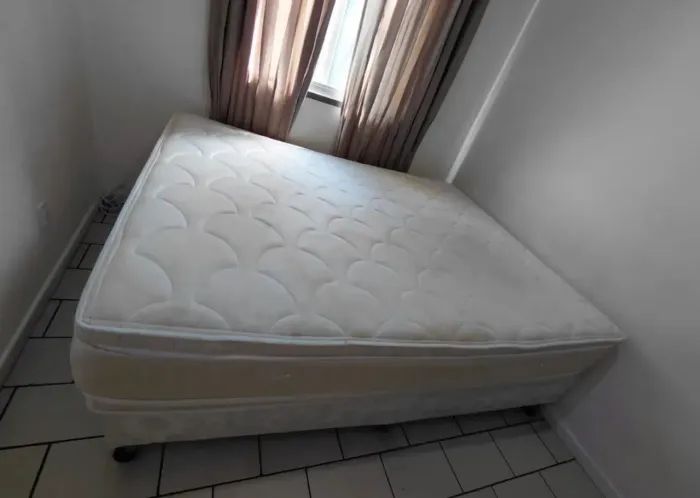 Cama Queen