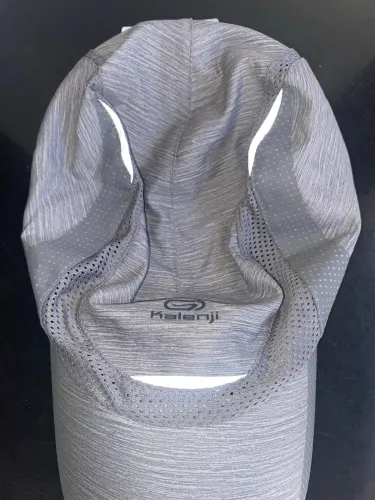 Boné kalenji novo (especializada em produtos de corrida)