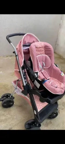 Carrinho de bebe+bebe conforto (menina)