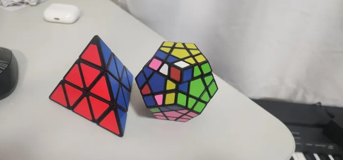 CUBO MÁGICO MEGAMIX E PIRAMIX