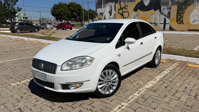 Fiat Linea Absolute 1.9/1.8 Flex Dualogic 4P 2014