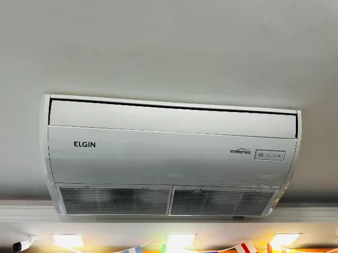 Ar condicionado piso teto 36.000 Btus