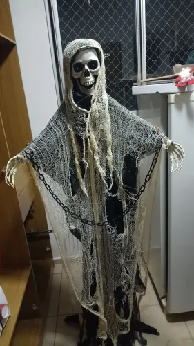 Vende-se decoração para halloween ?