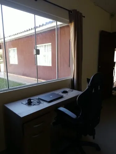 Casa com 2 Quarto(s) e 1 banheiro(s) para Alugar, 50 m² por R$ 1600 / Mês