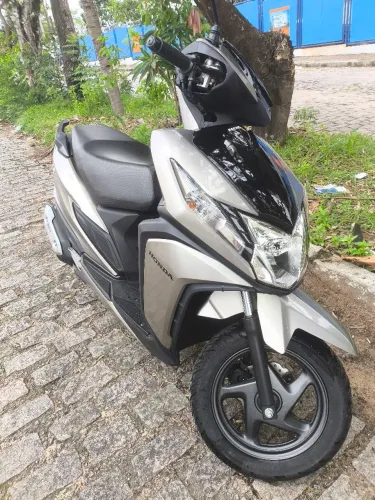 Moto Honda Elite 125