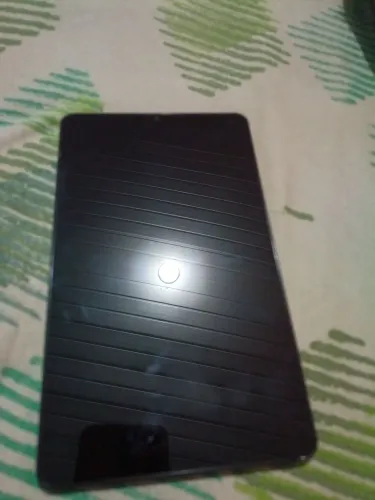 Tablet semi novo