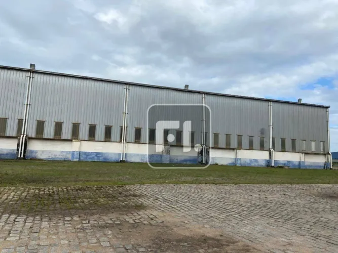 Galpão à venda, 81666 m² por R$ 33.500.000,01 - Imboassica - Macaé/RJ