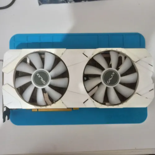 Placa de Vídeo Galax GeForce RTX 2060 Plus EX White 6GB GDDR6