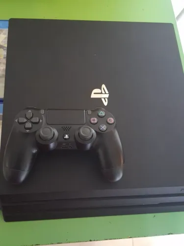 PS4 PRO + 5 jogos mídia física + suporte carregador de controle 