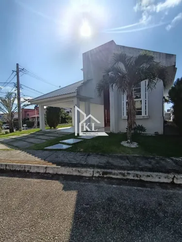 Belissima Casa de Esquina com 3 Suítes - 242M2 - Piscina - Escritorio - Bosques dos Passar