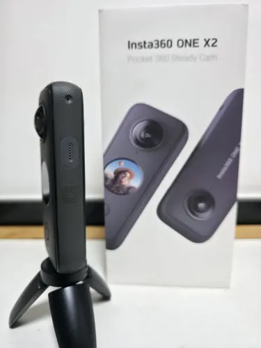 Câmera de Ação Insta 360 One X2