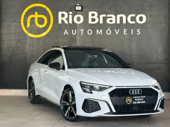 Audi A3 Sed. Perform. Black 2.0 TFSI S-tronic 2024