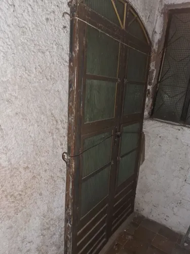 Porta de ferro 900,00