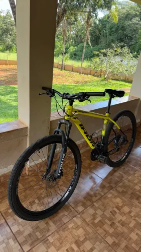 Bicicleta Aro 29 Thor Fly 7.0 Alumínio Freio a óleo Câmbio Shimano