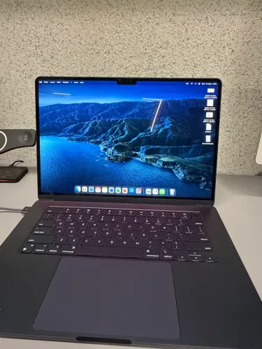 MacBook Air 15 polegadas