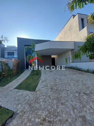 Casa de condomínio em Rua Embaúba - São Bento - Paulínia/SP