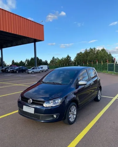 Volkswagen Fox Rock IN RIO 1.6 MI Total Flex 8V 5P 2014