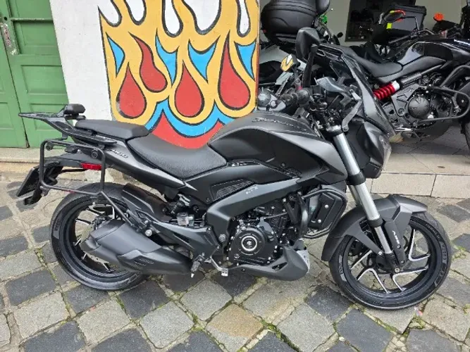 Bajaj Dominar 400 2025