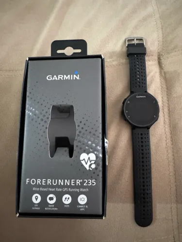 Garmin Forerunner 235