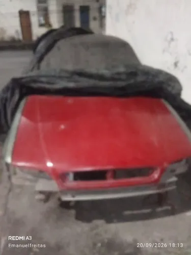 Capô Escort 1996