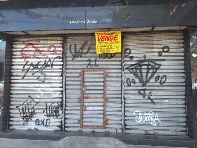 Bento Ribeiro ótima loja 250m² frente de rua, em frente a estação de trem em Carolina Mach