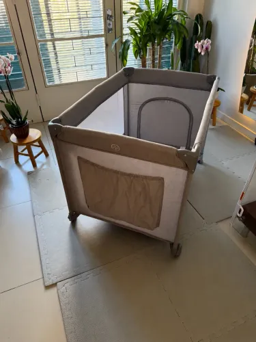Berço Cercado Portátil LazyMaxiBaby