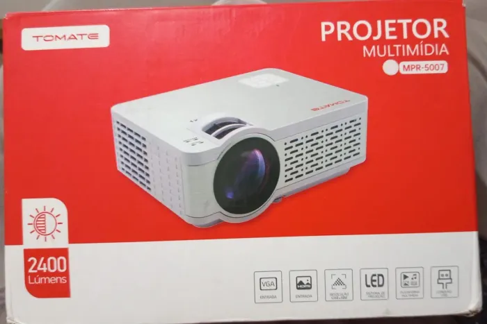 Projetor Multimídia 2400 Lúmens