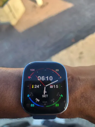 Smartwatch Amazfit Bip 6 - Com caixa