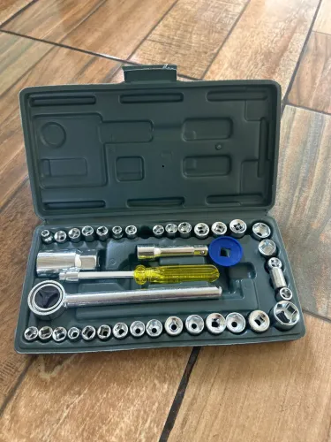 Kit Chaves Jogo Catraca Reversível canhão 1/4 Soquetes 40 Peças Maleta