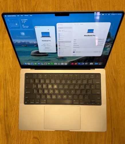 MacBook Pro M2 32GB