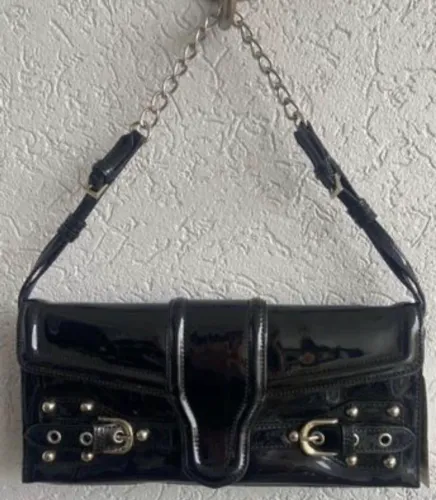 Bolsa preta ombro verniz
