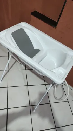 Banheira com suporte