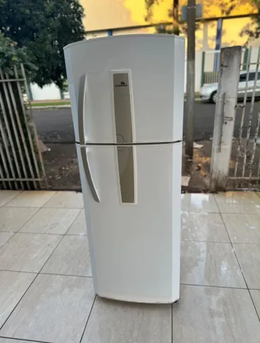 ? Geladeira Frost Free de 430 litros ?
